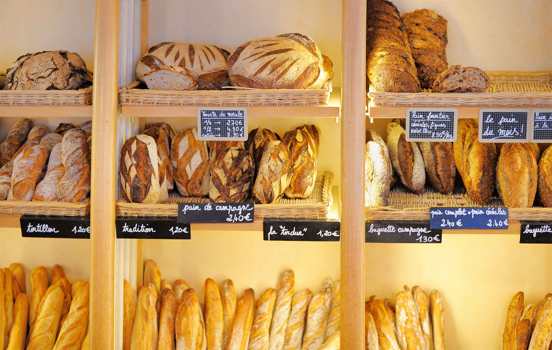 Présentoirs à pain à Besançon